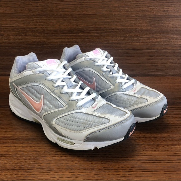 NIKE AIR AVENUE ROLLING RAIL Women’s Sneakers Size 8 - Picture 3 of 14